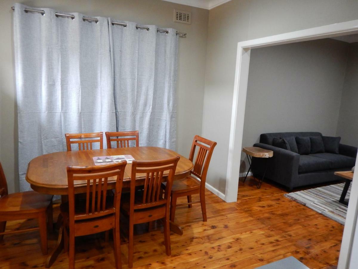 Manera Heights Apartments Dubbo Luaran gambar