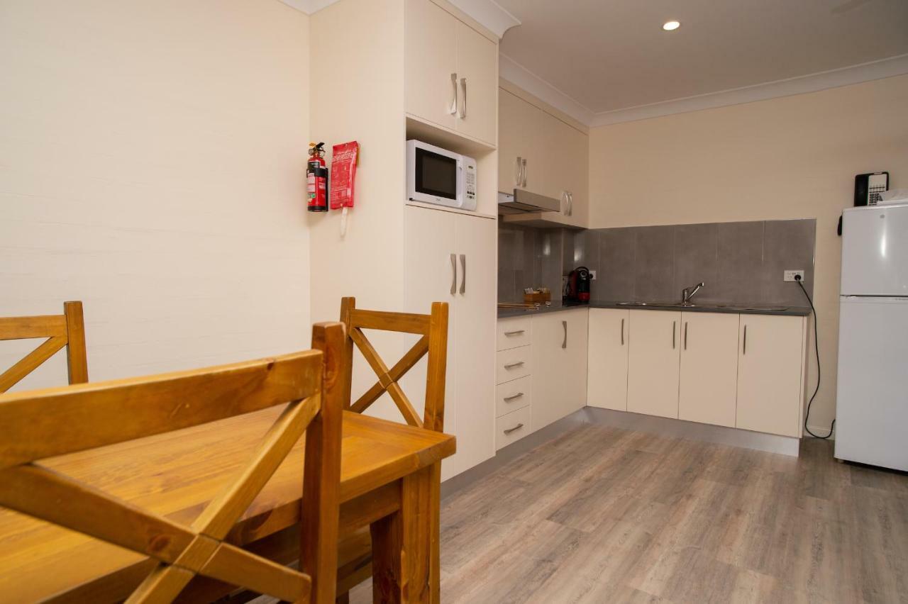 Manera Heights Apartments Dubbo Luaran gambar